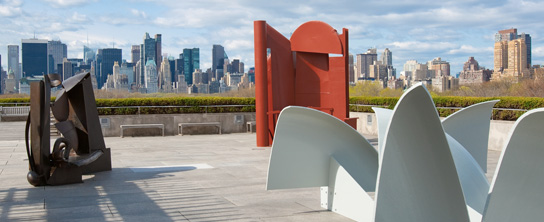 Anthony Caro, esculturas, no terraço do MET, 2011