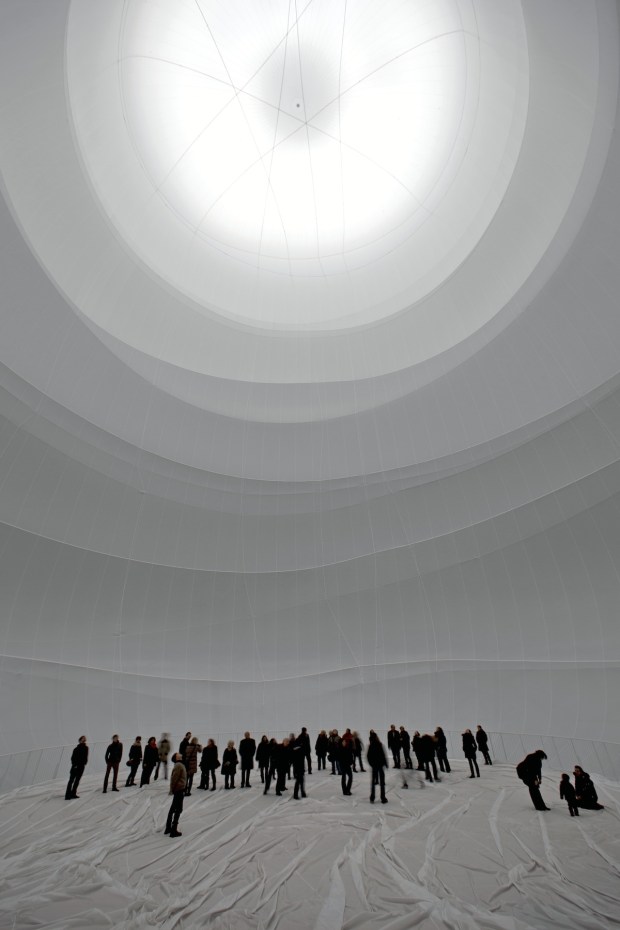 ChristoBig Air Package, Gasometer Oberhausen, Germany, 2010-13, Photo: Wolfgang Volz © 2013 Christo