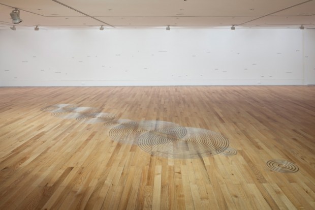 Vista da exposição Amplitude de Angela Detanico e Rafael Lain, no Museu Coleção Berardo. Fotografia- David Rato, 2013. Cortesia de Museu Coleção Berardo, 2013