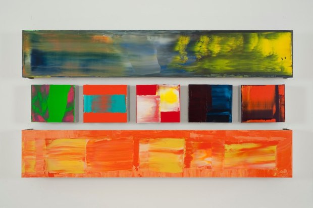 Pedro Calapez, "Friso #03", 2013, 97 x 176,5 x 20,5 cm. © Pedro Calapez